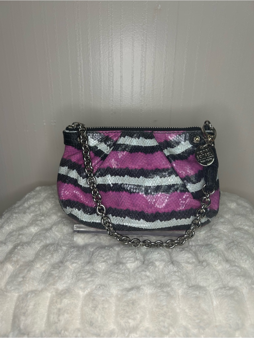 henri bendel Pink Black White Snake skin print Mini Silver Chain Shoulder Bag - Picture 10 of 10